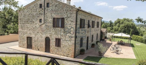 Дом с 9 спальнями в Кьюздино, Италия № 404351 4