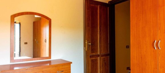 3 rooms Apartment in Borgorose, Italy No. 34325 66