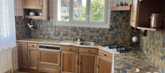 2 Schlafzimmer Haus in Vallentigny, France, Nr. 322237 3