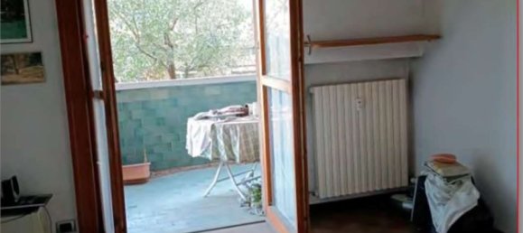 5-salle Appartement à Monza, Italy No. 267957 6