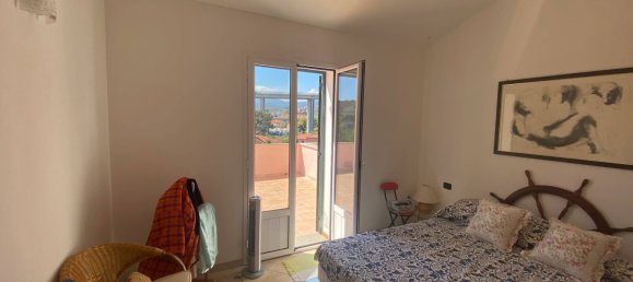 3 bedrooms Villa in Imperia, Italy No. 114735 7