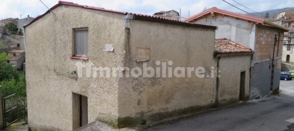 2 bedrooms Villa in Serrastretta, Italy No. 204659 2