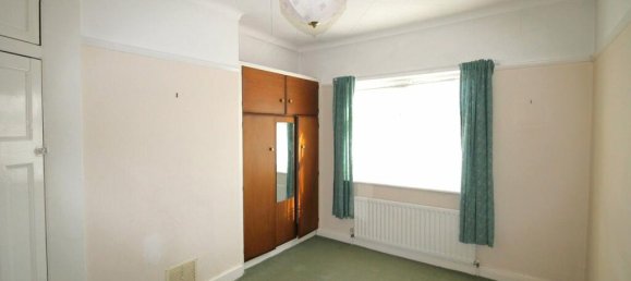 3 bedrooms Commercial property in Beckenham, United Kingdom No. 1093 8