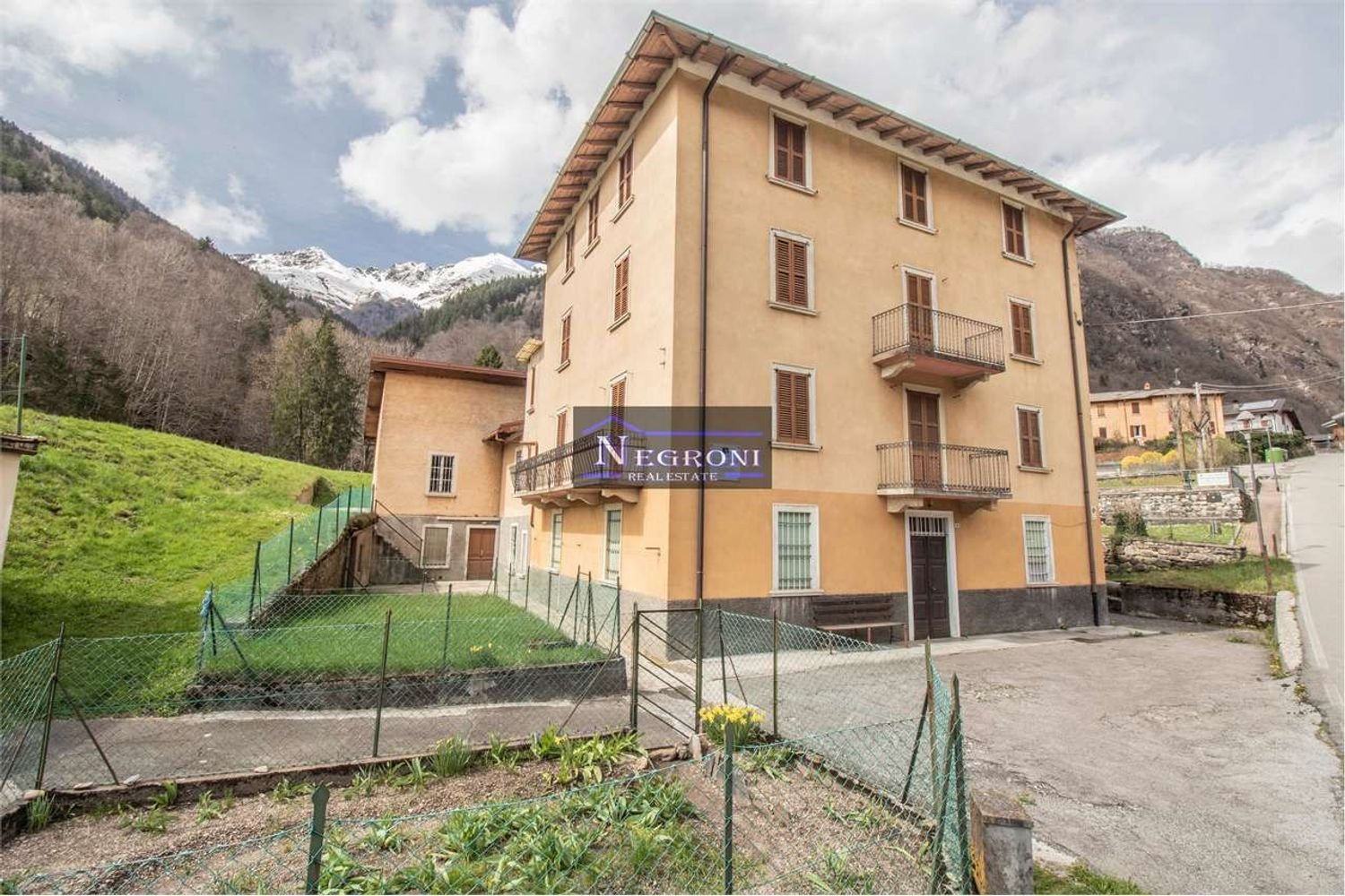 15-Zimmer Villa in Gandellino, Italy, Nr. 76660