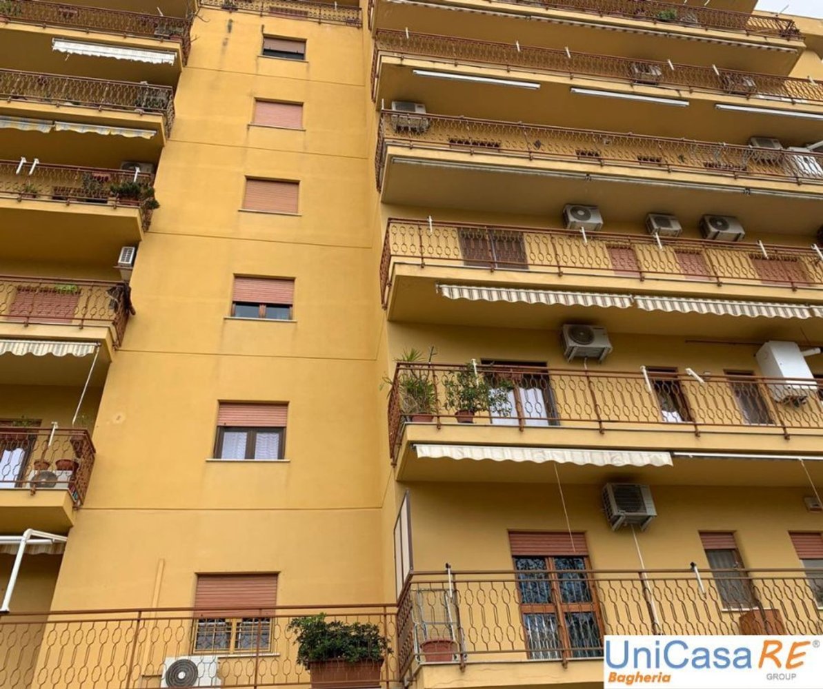 3غرفة شقة في Palermo, Italy رقم 262454