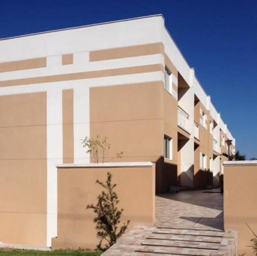 Дом с 3 спальнями в Сан-Паулу, Бразилия № 591447