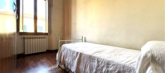 5 rooms House in Prato, Italy No. 46000 12