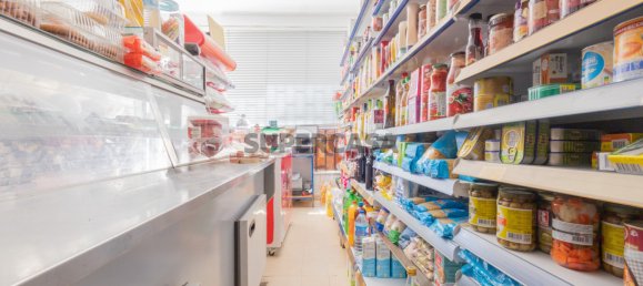 80m² Commercial property in Rio de Mouro, Portugal No. 152602 11