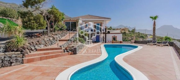 6 bedrooms Villa in Adeje, Spain No. 11383 30