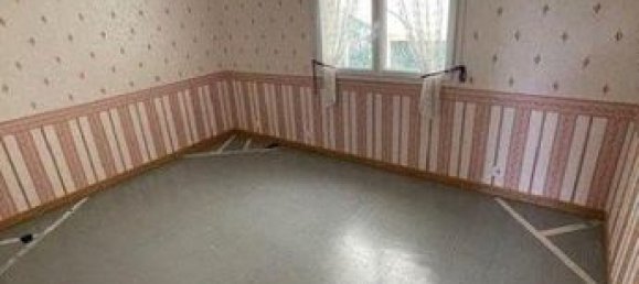 3 bedrooms Villa in Joue-l'Abbe, France No. 304562 6