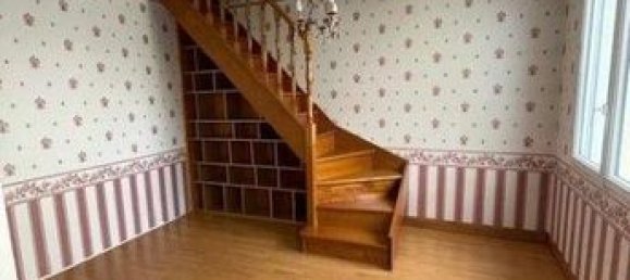 3 bedrooms Villa in Joue-l'Abbe, France No. 304562 3