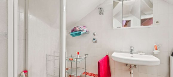 Дуплекс с 2 спальнями в Дюссельдорф, Германия № 112864 16