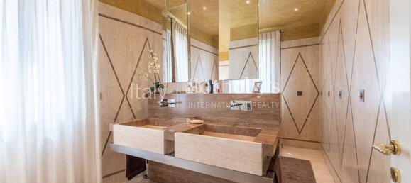 3 bedrooms Villa in Lonigo, Italy No. 119079 16