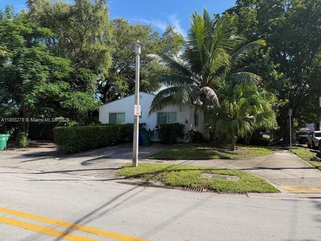 2 bedrooms Villa for rent in Miami, Miami-Dade, Florida, USA № 614647