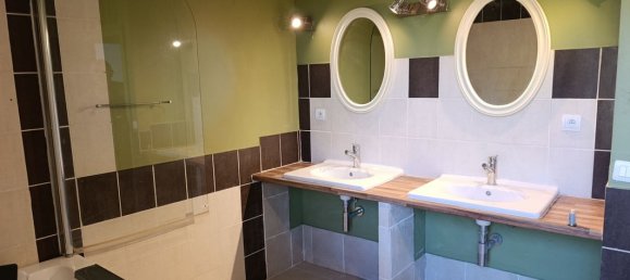 2 Schlafzimmer Haus in Vienne, France, Nr. 286056 8