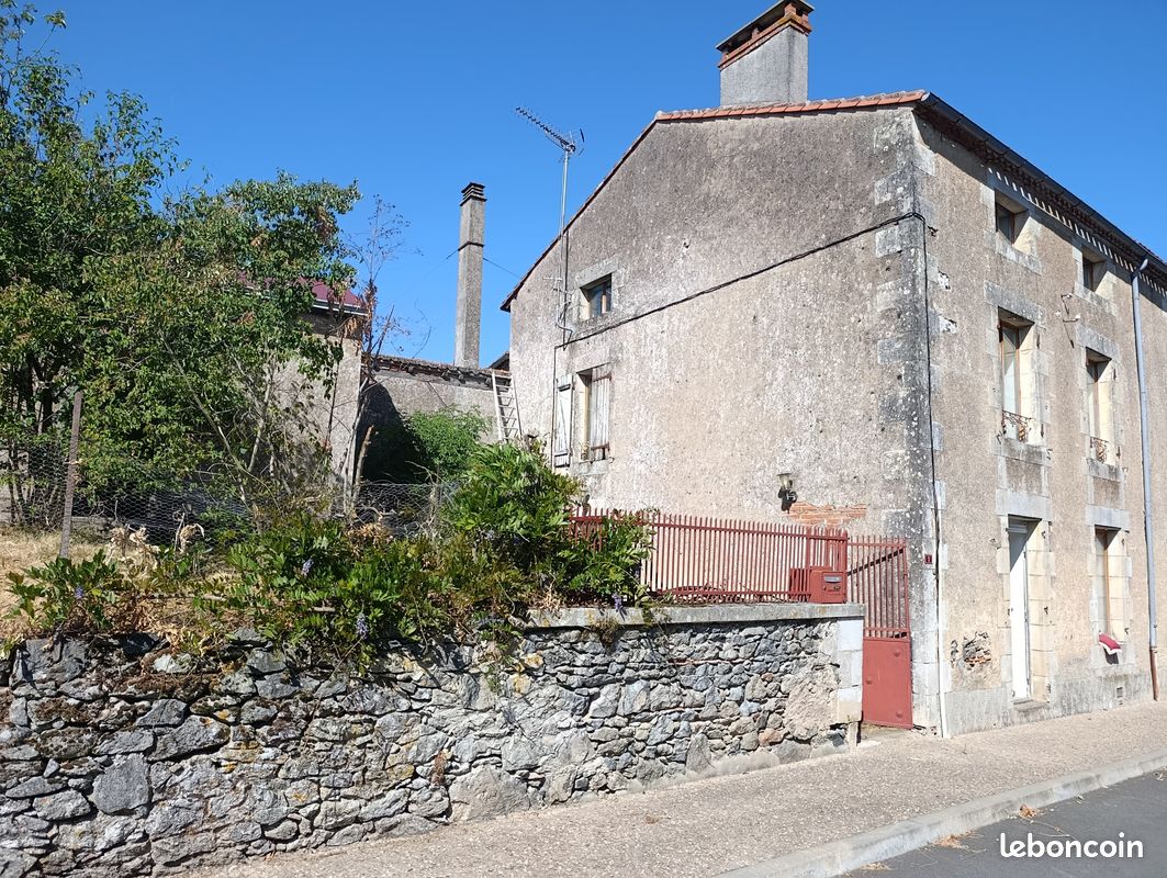 2 Schlafzimmer Haus in Vienne, France, Nr. 286056