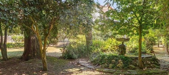 5 bedrooms Villa in Porto, Portugal No. 324930 2