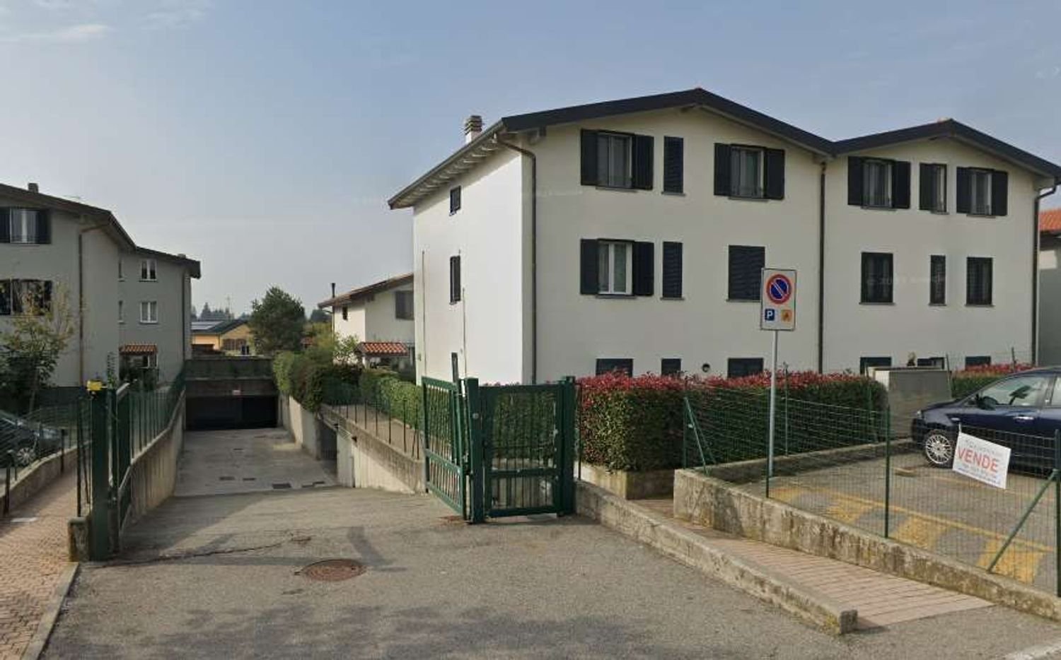 2 rooms Apartment in Guanzate, Italy No. 8392