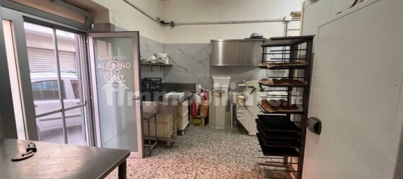 3-salle Propriété commerciale à Sant'Antonio Abate, Italy No. 283529 2