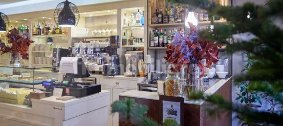 Propriété commerciale à Bassano del Grappa, Italy 150m² No. 285065 23