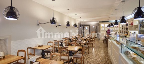 Propriété commerciale à Bassano del Grappa, Italy 150m² No. 285065 27