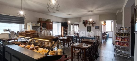 5 rooms Building in Travo, Italy No. 87454 10