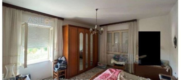 8 rooms Apartment in Alanno, Italy No. 268965 19