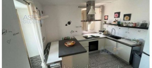 8 rooms Apartment in Alanno, Italy No. 268965 5