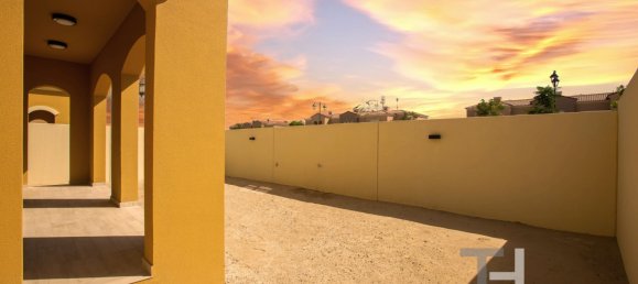 3 bedrooms Villa in Dubai Land, UAE No. 33329 20