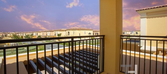 3 bedrooms Villa in Dubai Land, UAE No. 33329 18