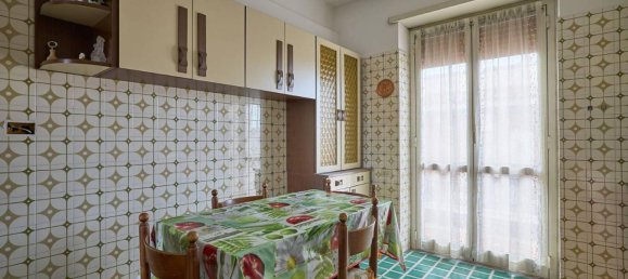 3غرفة شقة في Rome, Italy رقم 70630 9