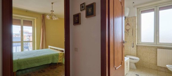 3غرفة شقة في Rome, Italy رقم 70630 11