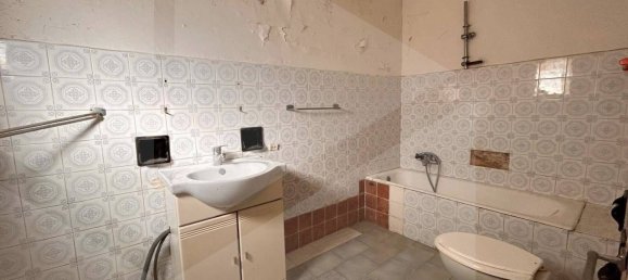 Casa de 3 dormitorios en Bitetto, Italy No. 23227 12