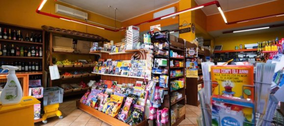 2-Zimmer Gewerbliche Immobilie in Asti, Italy, Nr. 101515 6