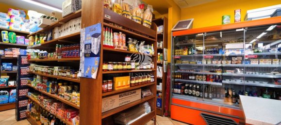 2-Zimmer Gewerbliche Immobilie in Asti, Italy, Nr. 101515 13