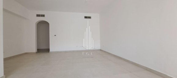 Вилла с 3 спальнями в Airport Road, ОАЭ № 26668 11