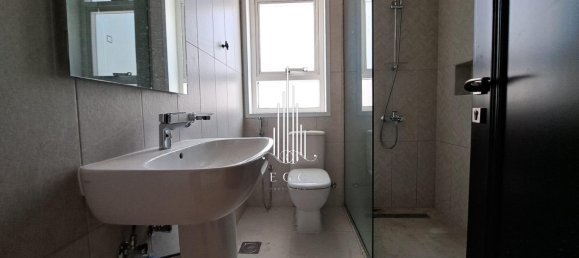 Вилла с 3 спальнями в Airport Road, ОАЭ № 26668 15