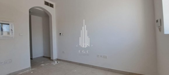 Вилла с 3 спальнями в Airport Road, ОАЭ № 26668 9