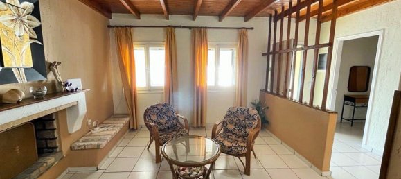 2 bedrooms Villa in Corfu, Greece No. 3500 9