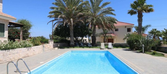 5 bedrooms House in Pernera, Cyprus No. 23873 18