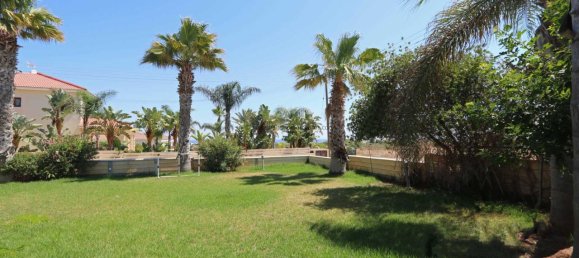 5 bedrooms House in Pernera, Cyprus No. 23873 17