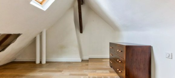 1 bedroom Duplex in Paris, France No. 184111 5