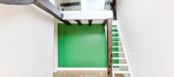 1 bedroom Duplex in Paris, France No. 184111 8