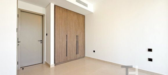 Villa T4 em Tilal Al Ghaf, UAE N.º 95706 9