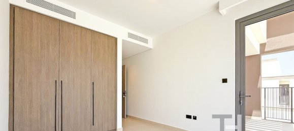 Villa T4 em Tilal Al Ghaf, UAE N.º 95706 11