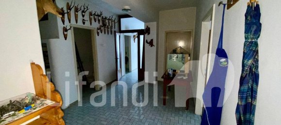 4 Schlafzimmer Haus in Valfloriana, Italy, Nr. 9328 12