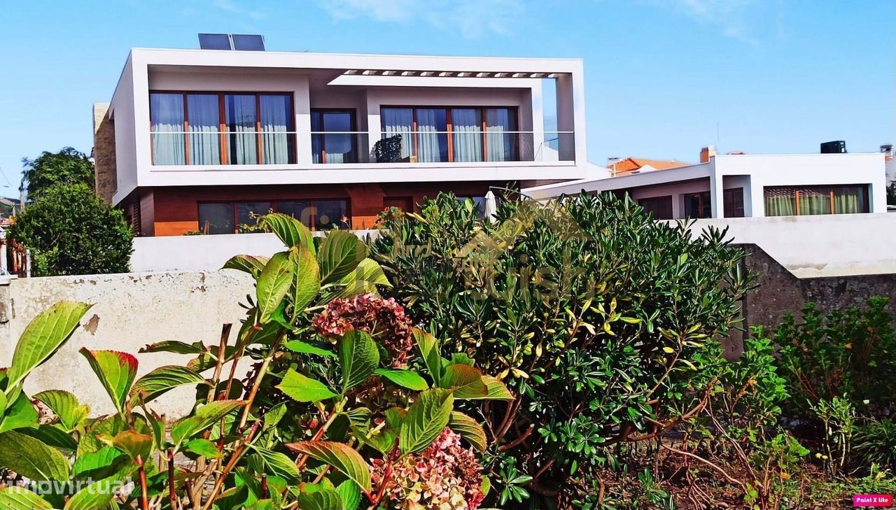 7 bedrooms House in Sao Martinho do Porto, Portugal No. 143236