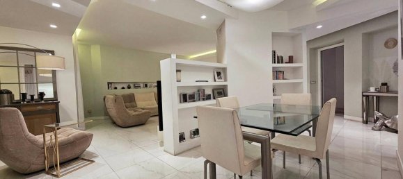 5 rooms Apartment in Rome, Italy No. 30168 36