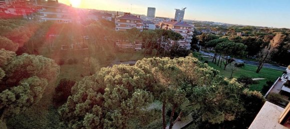 5 rooms Apartment in Rome, Italy No. 30168 11