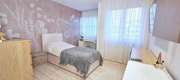 5 rooms Apartment in Rome, Italy No. 30168 6